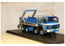 Lade das Bild in den Galerie-Viewer, SAURER D330 8x4 Welaki Waser 1:43