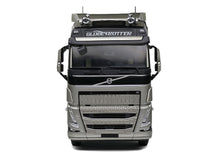Lade das Bild in den Galerie-Viewer, Volvo Globetr. bronze 1:24