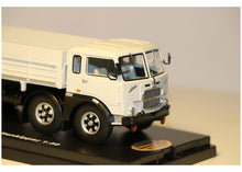 Lade das Bild in den Galerie-Viewer, FIAT 690 6x4/2 Dreiseitenkipper weiss 1:50