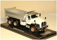 Lade das Bild in den Galerie-Viewer, Saurer D330B 6x6 Kipper Giezendanner 1:50