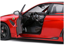 Lade das Bild in den Galerie-Viewer, Alfa Romeo Giulia rot 1:18