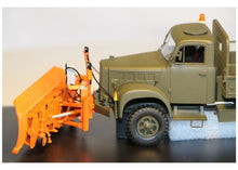 Lade das Bild in den Galerie-Viewer, Berna 2VM mit Räumschild orange 1:43