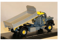 Lade das Bild in den Galerie-Viewer, Saurer D330B Hauber 4x4 Kipper Dozza 1:50