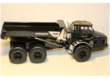 Lade das Bild in den Galerie-Viewer, Volvo A40D Black Edition 1:50