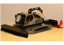 Lade das Bild in den Galerie-Viewer, Pistenfahrzeug Prinoth Leitwolf  1:43
