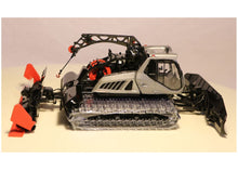 Lade das Bild in den Galerie-Viewer, Pistenfahrzeug Prinoth Leitwolf  1:43
