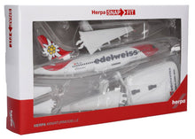 Lade das Bild in den Galerie-Viewer, Edelweiss Air Airbus A320 - new colors 1:200

