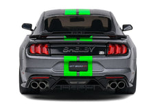 Lade das Bild in den Galerie-Viewer, Ford Shelby GT500 grau 1:18 
