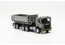 Lade das Bild in den Galerie-Viewer, Scania CG 17 6x6 Rundmulden-Sattelzug 3ach/2achs grau  1:87 
