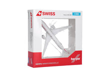 Lade das Bild in den Galerie-Viewer, Swiss International Air Lines Airbus A350-900 "Wanderlust" 1:500
