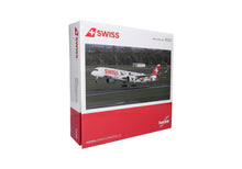 Lade das Bild in den Galerie-Viewer, Swiss International Air Lines Airbus A350-900 "Wanderlust" - HB-IFA 1:200
