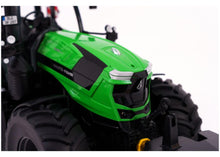 Lade das Bild in den Galerie-Viewer, Carson Deutz-Fahr 8280 TTV mit Anhänger 100% RTR 1:16
