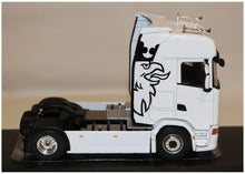 Lade das Bild in den Galerie-Viewer, Scania S-Series 2020 White/Deco.  1:43
