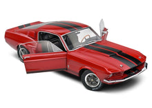 Lade das Bild in den Galerie-Viewer, Shelby Mustang GT500 rot 1:18
