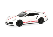 Lade das Bild in den Galerie-Viewer, Porsche 911 (991) Turbo, carraraweiss 1:87
