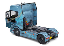 Lade das Bild in den Galerie-Viewer, Scania S770 Highline blau 1:24
