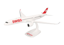 Lade das Bild in den Galerie-Viewer, Swiss International Air Lines Airbus A350-900 - HB-IFA 1:200
