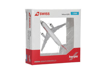 Lade das Bild in den Galerie-Viewer, Swiss International Air Lines Airbus A320  1:500

