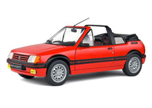 Lade das Bild in den Galerie-Viewer, Peugeot 205 Cabrio rot
