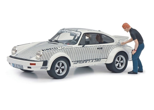 Porsche 911 Röhrl x 911 mit Figur Walter Röhrl 1:18 Resin