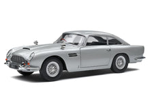 Lade das Bild in den Galerie-Viewer, Aston Martin DB5 silber 1:18

