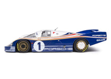 Lade das Bild in den Galerie-Viewer, Porsche 956 LH weiss, Winner Le Mans 1982 1:18
