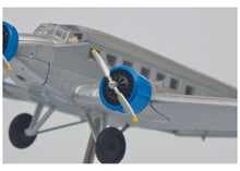 Lade das Bild in den Galerie-Viewer, Junkers Ju58/3m Schweizer Luftwaffe 1:72
