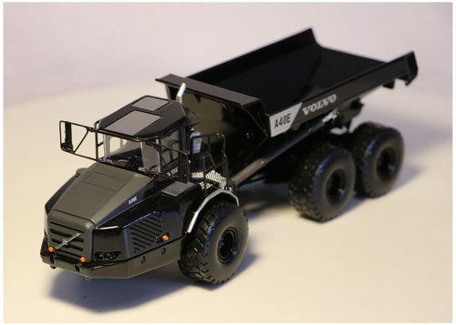 Volvo A40D Black Edition 1:50