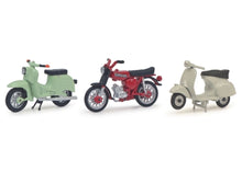 Lade das Bild in den Galerie-Viewer, 3er Set Motorrädern Schwalbe, Simson S51, Roller GS 
