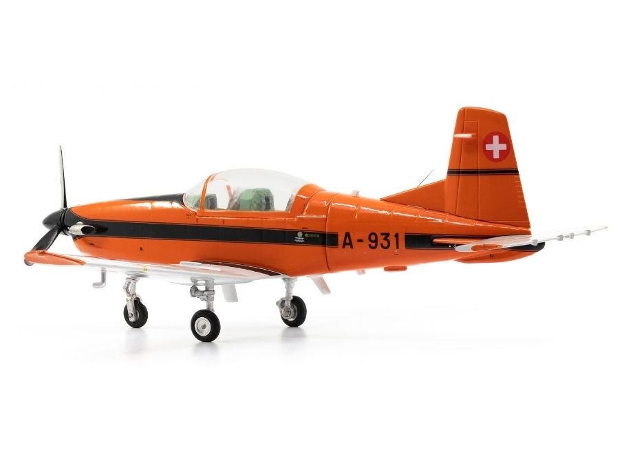 Pilatus PC-7 A-931 Ursprungsbemalung orange
