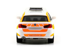 Lade das Bild in den Galerie-Viewer, BMW 5er Touring Militärpolizei 1:87
